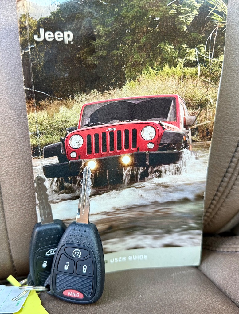 2016 Jeep Wrangler Unlimited Sahara - Photo 29