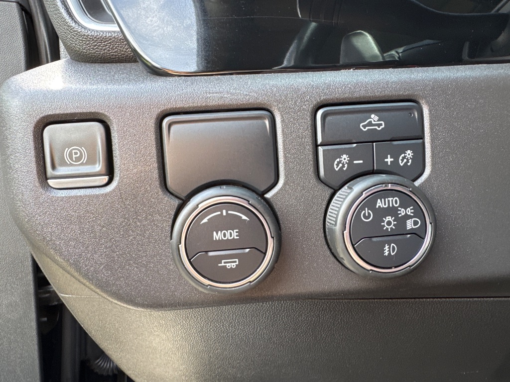 2022 Chevrolet Silverado 1500 RST - Photo 18